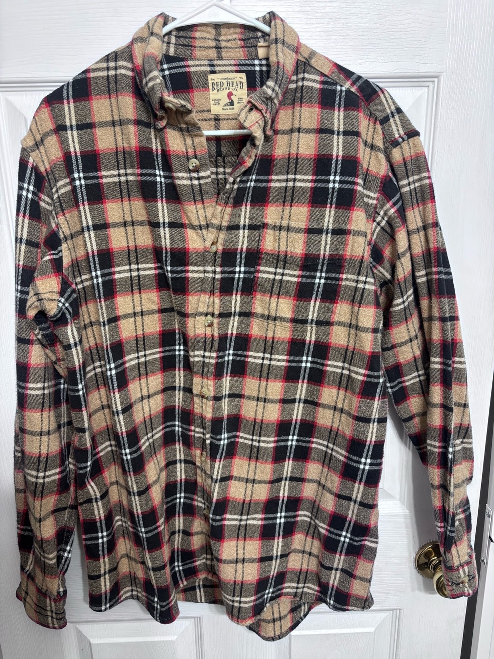 RedHead Men's Tan & Black Plaid Flannel Shirt